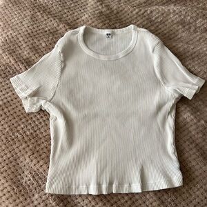 Uniqlo Ribbed Tee